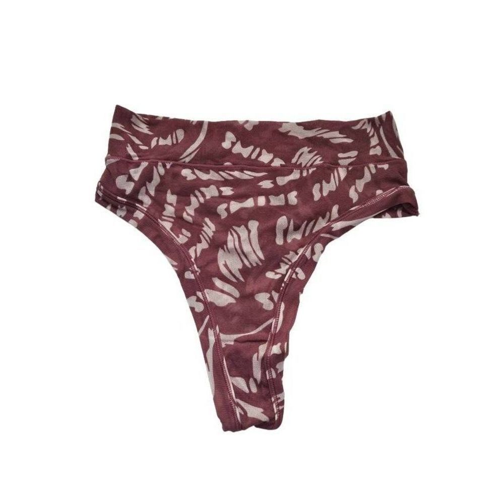‎Skims logo panty Nwt